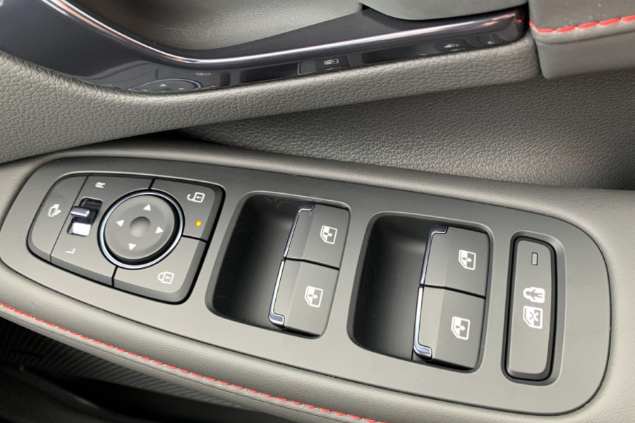 2025 Hyundai Sonata DN8.V4 N Line Sedan Image 12