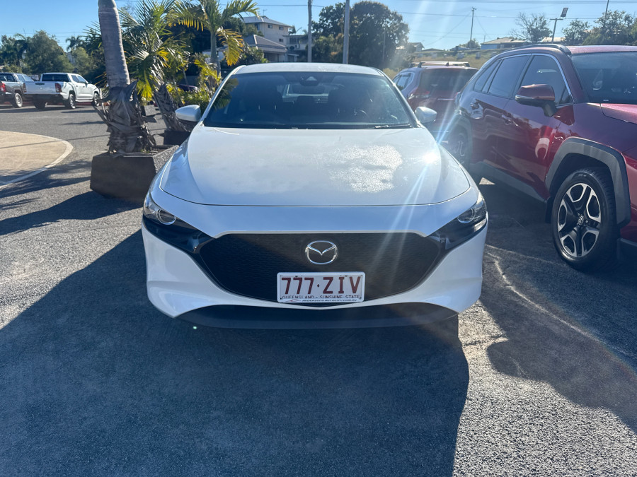 2019 Mazda 3 BP Series G20 Touring Hatch Image 1