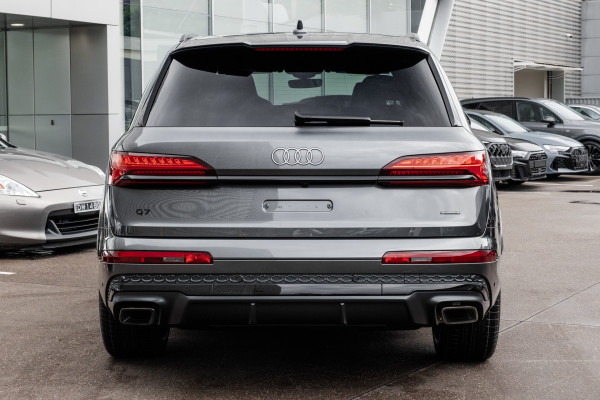 2026 MY25 Audi SQ7 4M TFSI SUV image 5