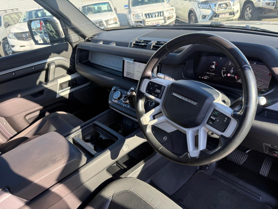 2020 Land Rover Defender L663 110 D240 SE SUV Image 17