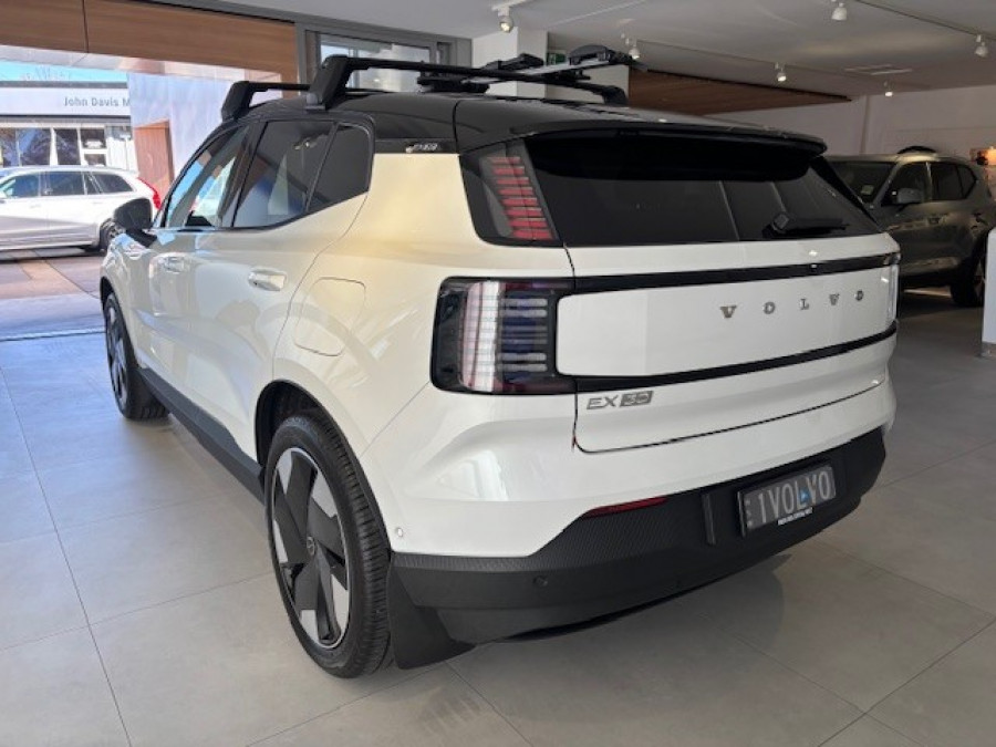 2024 MY25 Volvo EX30  Single Motor Extended Range Ultra SUV Image 2