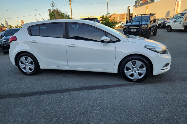 2016 Kia Cerato YD S Premium Hatch Image 5