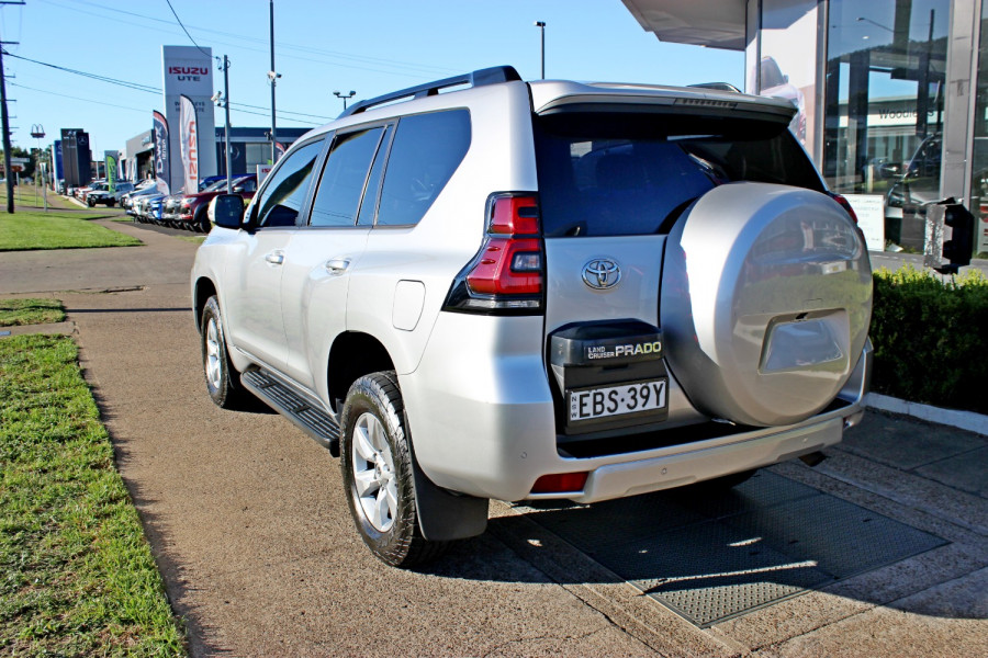 2019 Toyota LandCruiser Prado GDJ150R GXL SUV Image 6