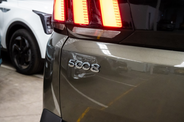 2018 Peugeot 5008 P87 GT SUV image 24