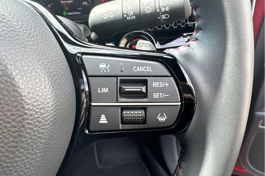 2023 Honda CR-V RS e:HEV RS Wagon Image 13