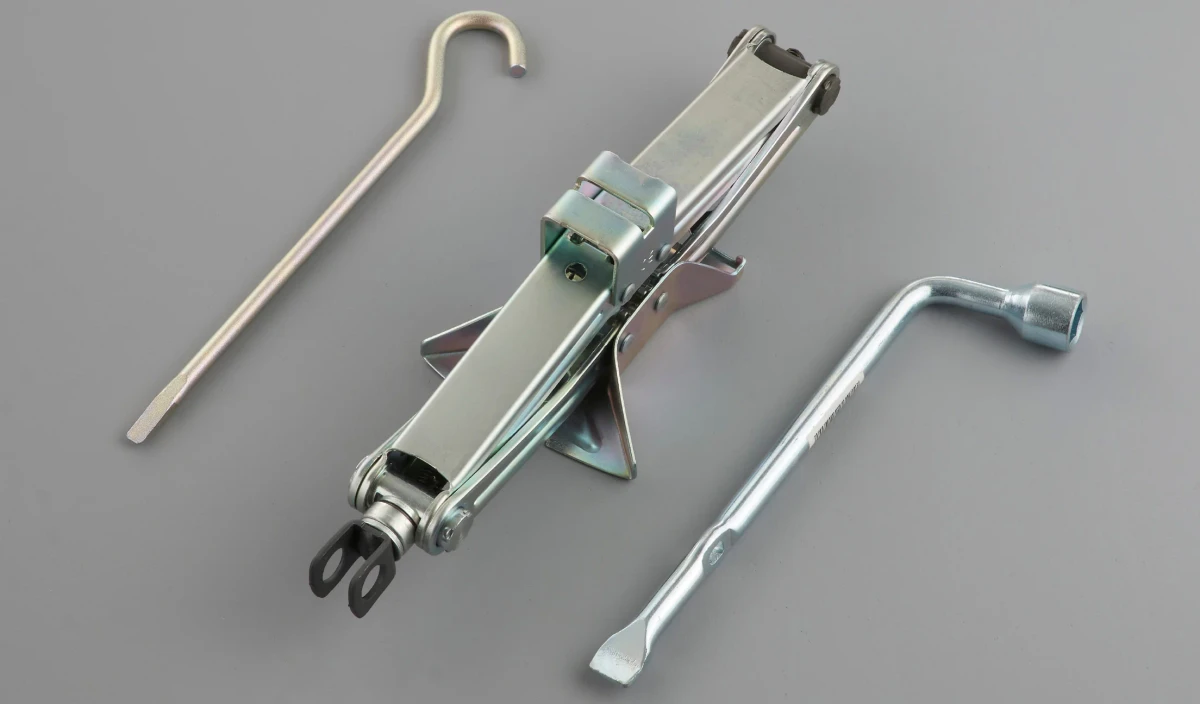 e VITARA Jack Kit