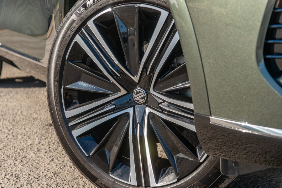 2026 MG QS Essence SUV Image 5