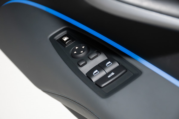 2015 BMW I8 Phev Coupe image 15