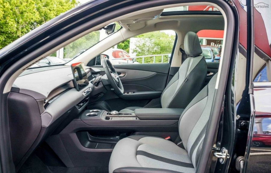 2025 MG MGS5 EV ZS3EM Essence 49 SUV Image 23