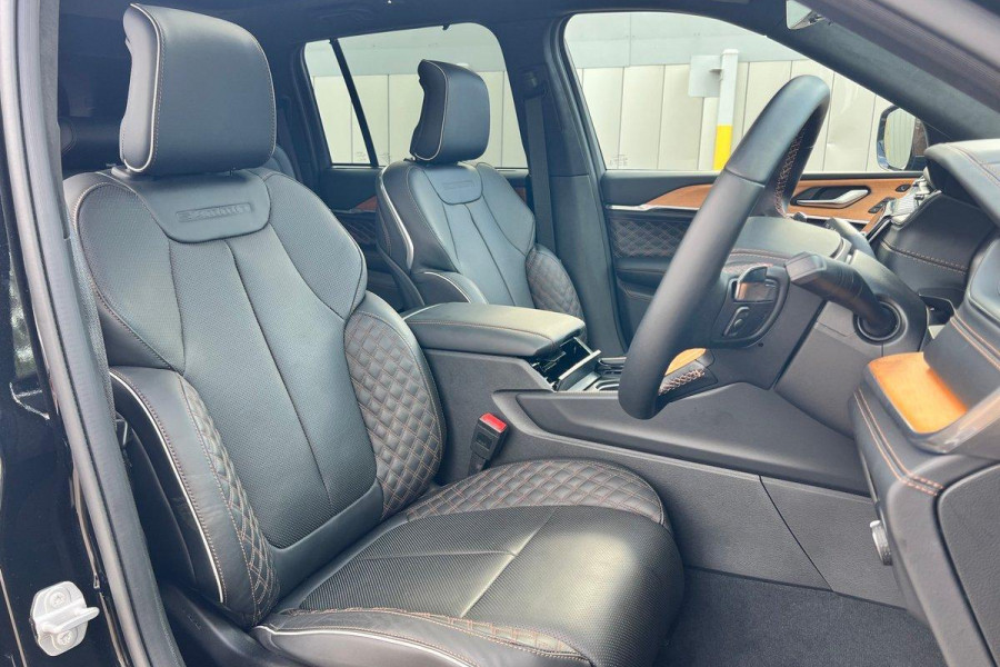 2022 MY23 Jeep Grand Cherokee WL Summit Reserve 4xe SUV Image 17