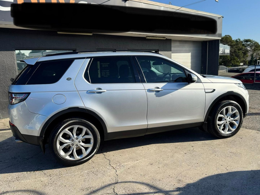 2016 MY16.5 Land Rover Discovery Sport L550 SD4 HSE SUV Image 5