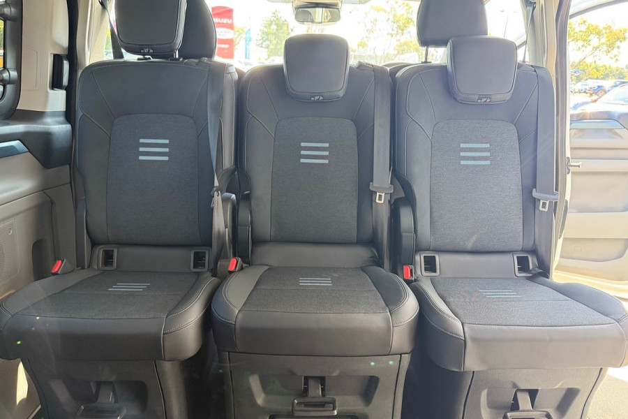 2024 Ford Tourneo AV Active Van Image 16