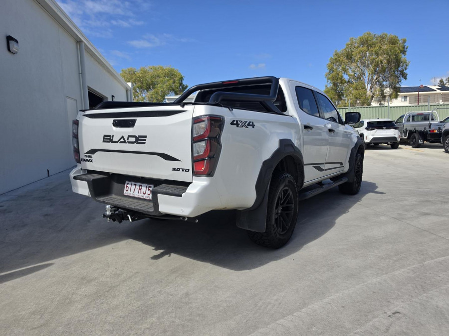 2025 MY24 Isuzu D-MAX RG BLADE Ute Image 13