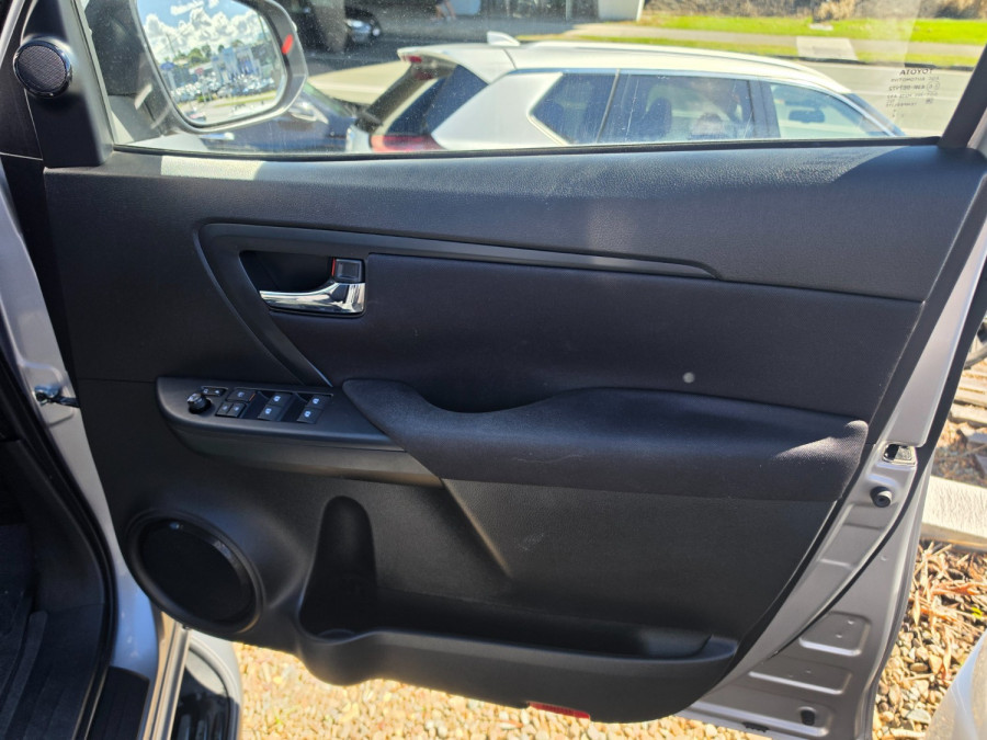 2024 Toyota Fortuner GUN156R GX SUV Image 38