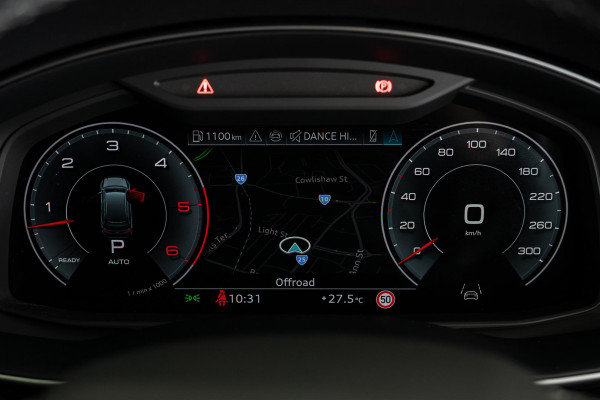 2025 Audi Q7 4M 50 TDI S line SUV image 13