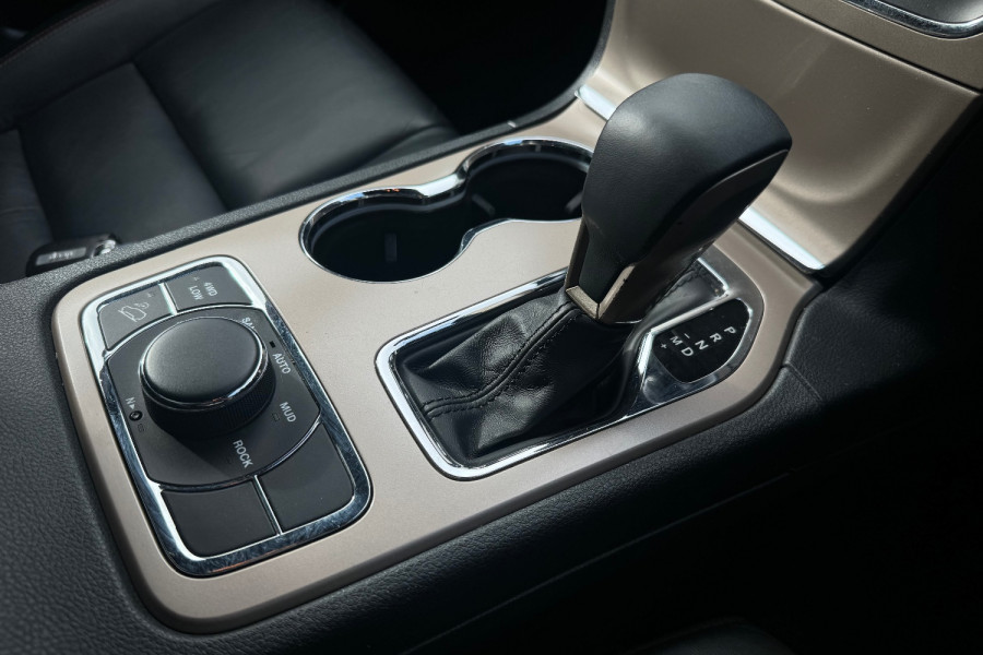 2016 Jeep Grand Cherokee WK 75th Anniversary Edition SUV Image 15