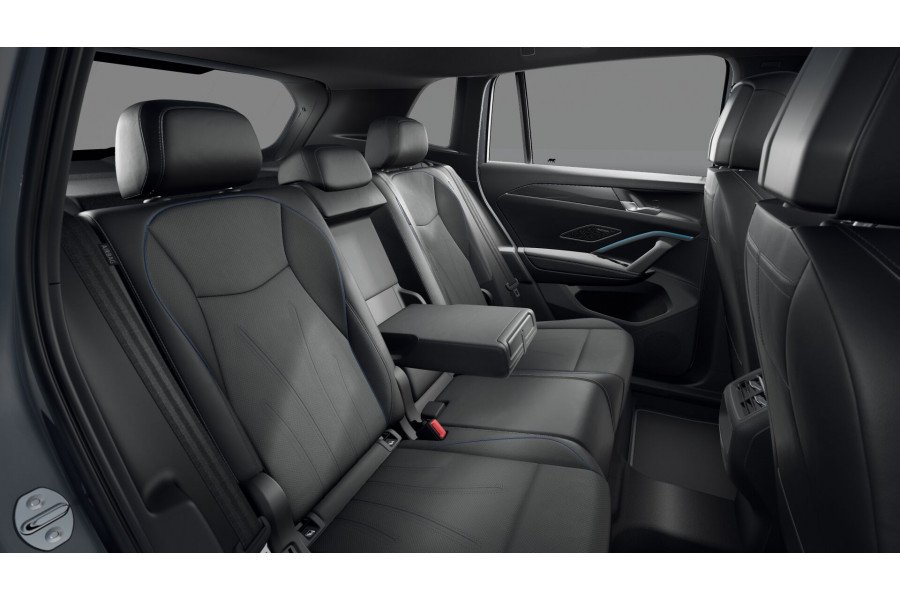 2024 MY25 Volkswagen Tiguan CT 195TSI R-Line SUV Image 12