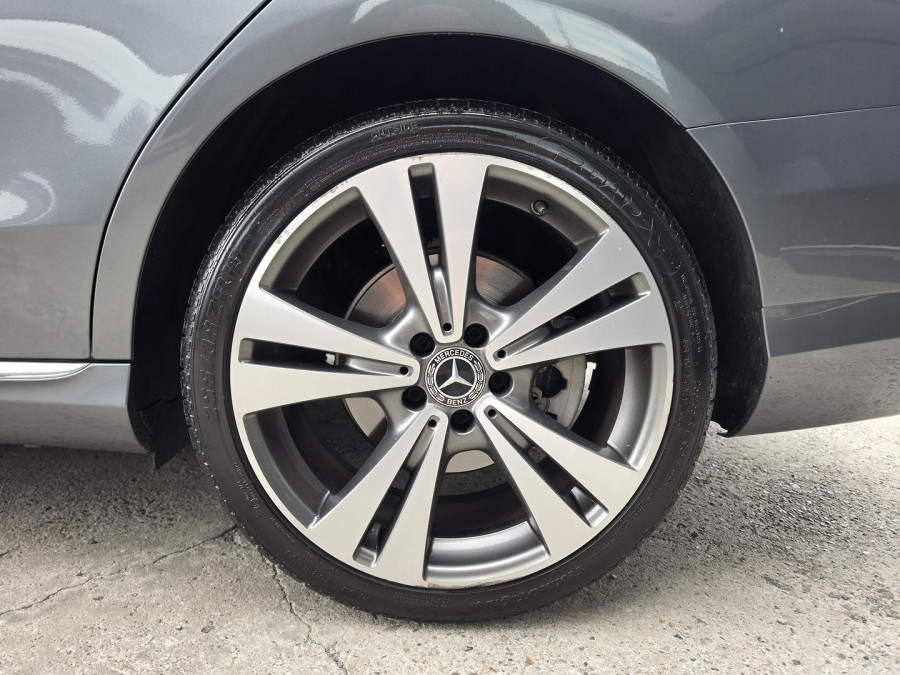 2018 Mercedes-Benz C-Class W205 C200 Sedan Image 11