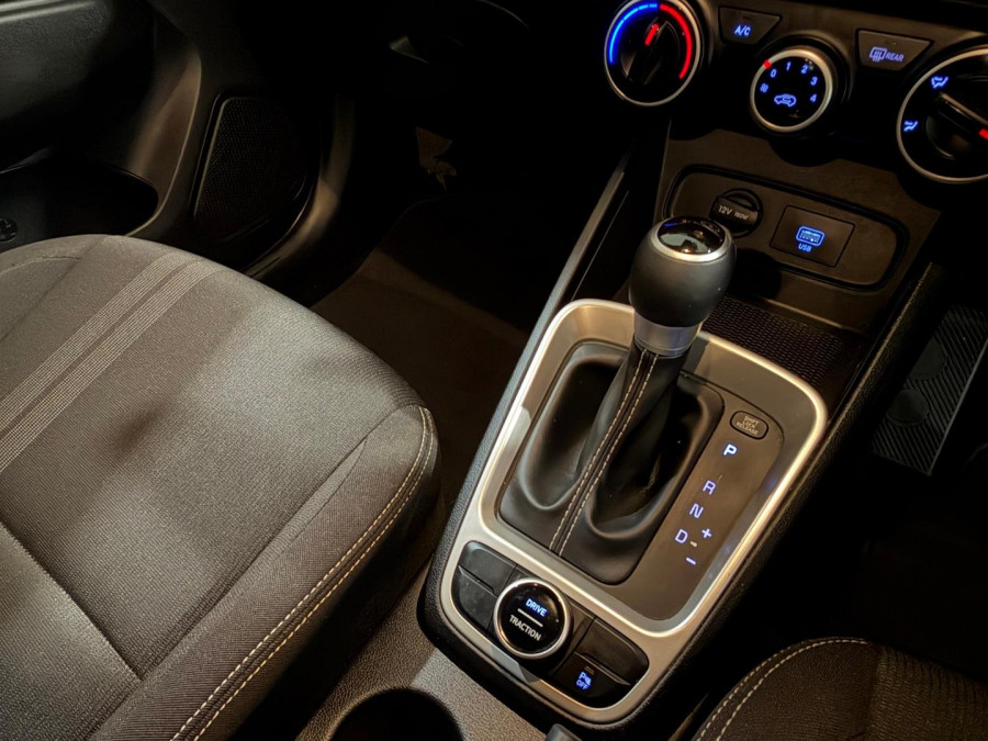 2020 Hyundai Venue QX Active SUV Image 14