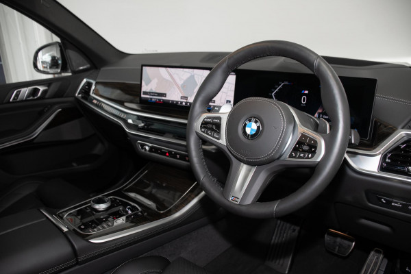 2025 BMW X5 G05 LCI xDrive30d M Sport SUV image 6