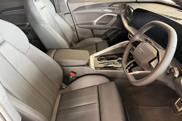 2025 Audi Q5 FY SUV Image 11