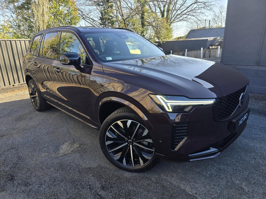 2026 Volvo XC90 L Series Ultra B5 Dark SUV Image 1