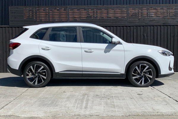 2026 MG ZS ZS32 Essence Turbo SUV Image 2