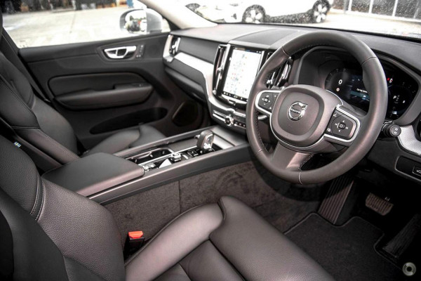 2024 Volvo XC60 UZ Plus B5 SUV Image 5