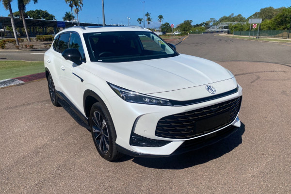 2025 MG HS AS33 Super Hybrid Essence SUV