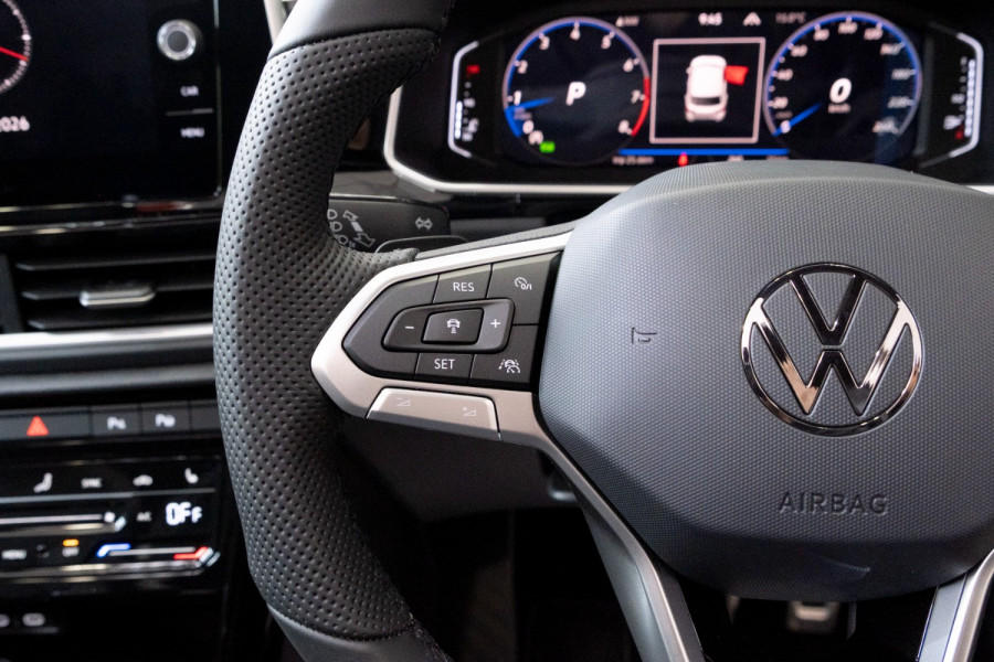 2025 Volkswagen T-Roc 140TSI R-Line SUV Image 7