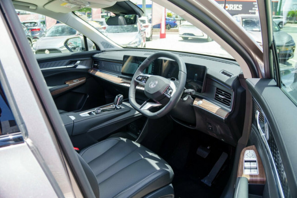 2025 MG QS IS31 Essence SUV Image 19