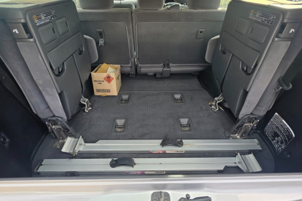 2011 MY10 Toyota LandCruiser VDJ200R GXL SUV Image 9