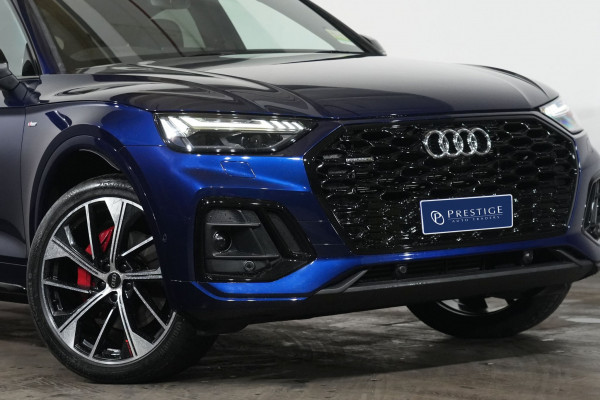 2025 Audi Q5 FY 55 TFSI e S Line SUV Image 2