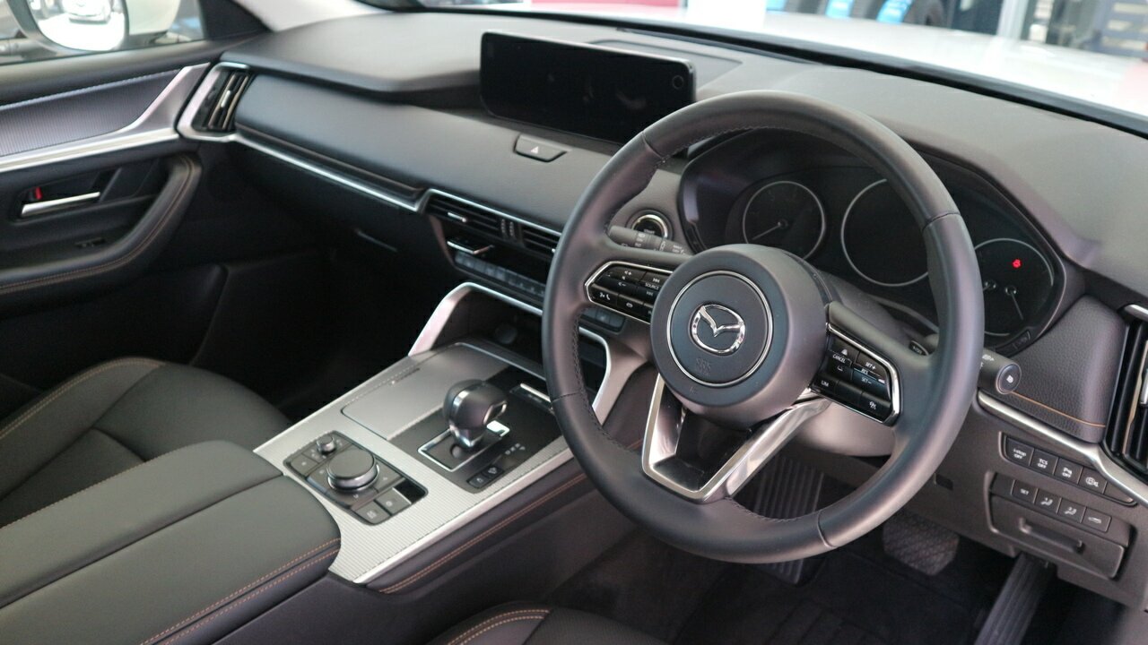2024 Mazda CX-80 KL D50e Touring SUV Image 12
