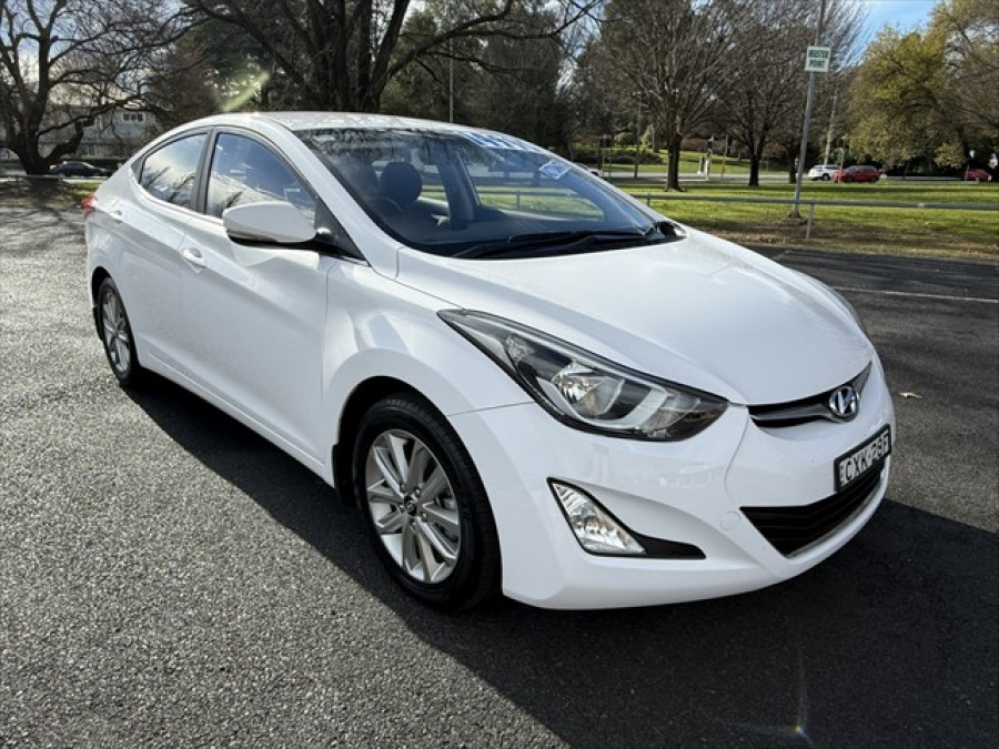 2014 Hyundai Elantra MD3 Trophy Sedan Image 1