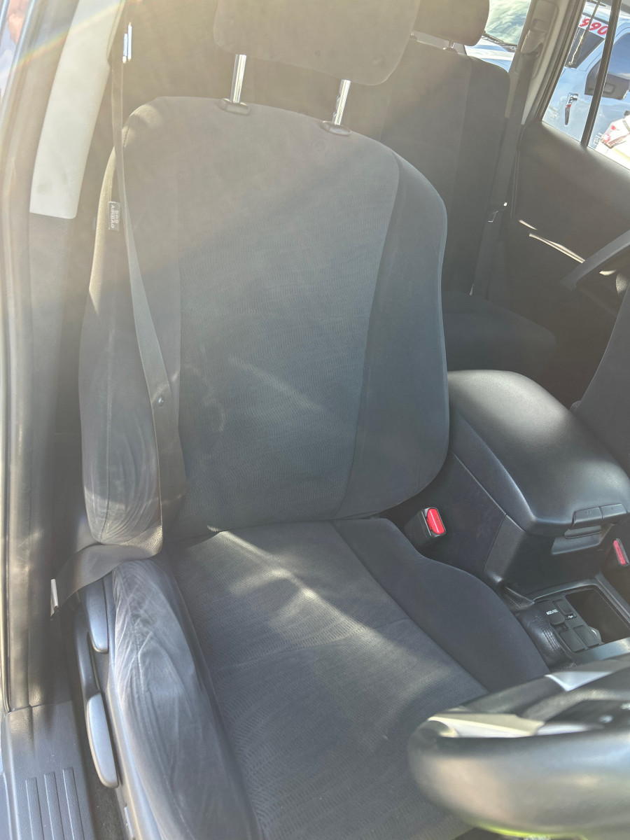 2016 Toyota LandCruiser Prado GDJ150R GXL SUV Image 10