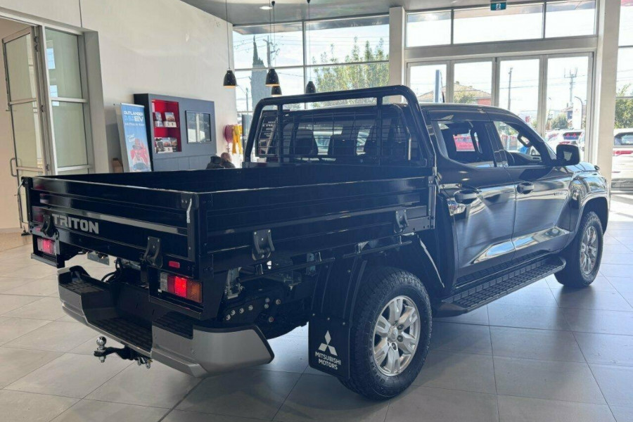 2025 Mitsubishi Triton MV  GLX+ Cab Chassis Image 6