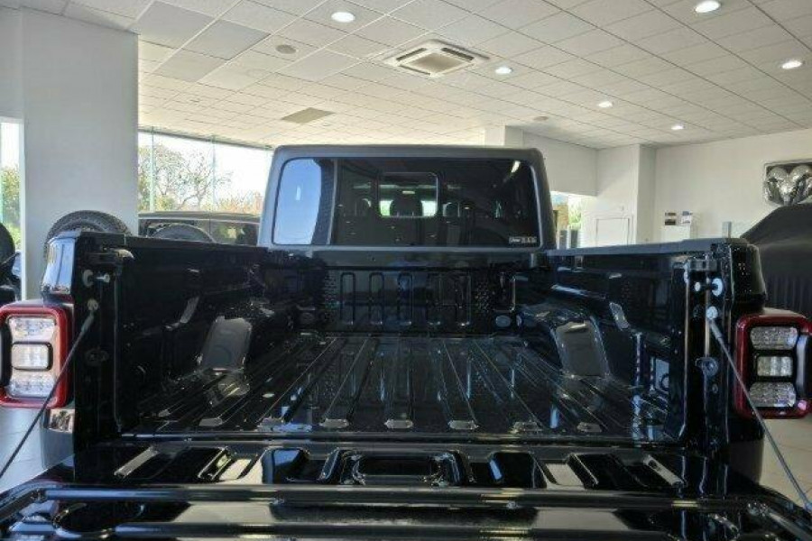 2023 Jeep Gladiator JT Rubicon Pickup Image 6