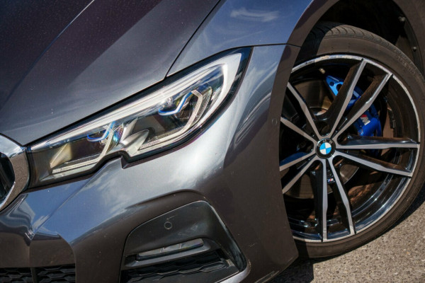 2022 BMW 3 Series G20 330i M Sport Sedan Image 6
