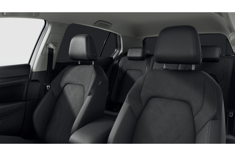 2025 Volkswagen Golf 8.5 110TSI Style Hatch Image 9