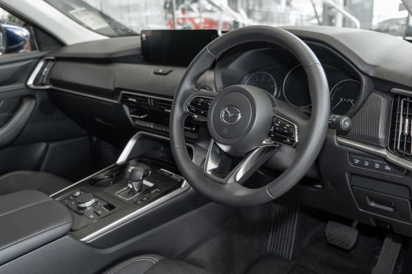 2024 Mazda CX-80 KL G40e Pure SUV Image 5