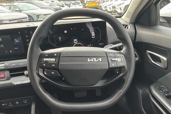 2025 Kia K4 CL4m Sport Sedan Image 11