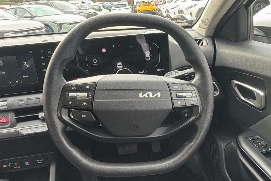 2025 Kia K4 CL4m Sport Sedan Image 11