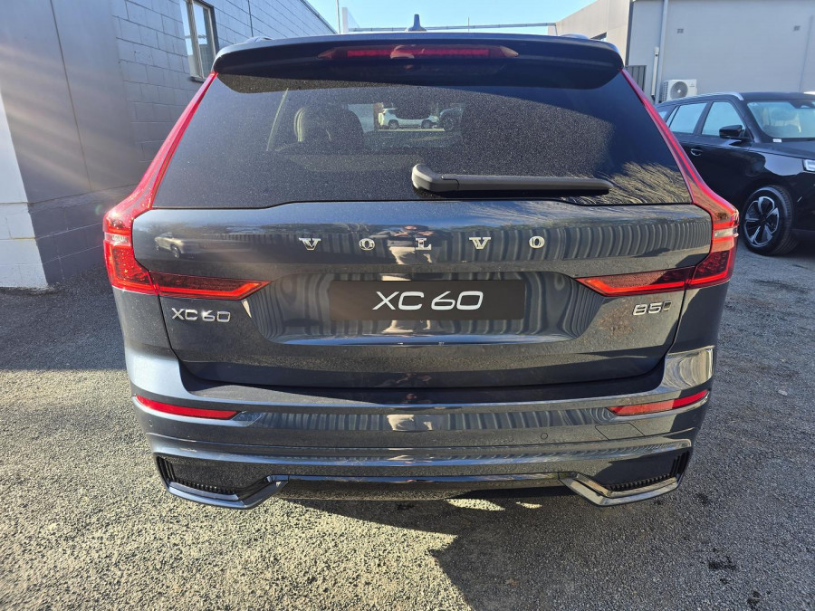 2026 Volvo XC60 UZ Ultra B5 Dark SUV Image 7