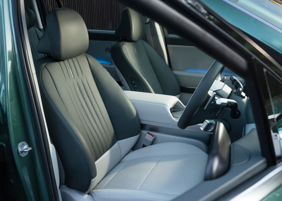 Ergo Motion Driver Seat Image