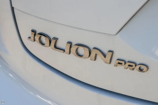 2025 GWM Haval Jolion A02 Premium Hybrid SUV Image 5