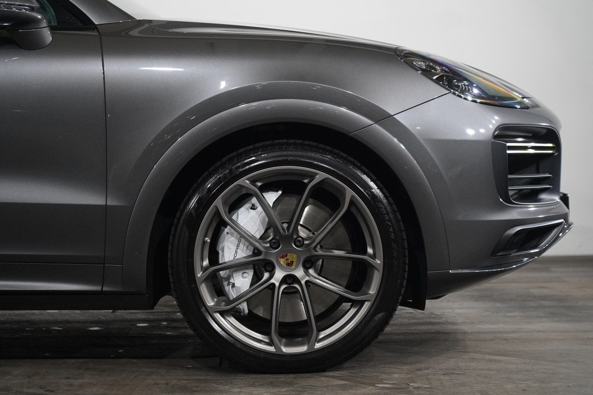 2019 Porsche Cayenne Turbo Coupe Image 5