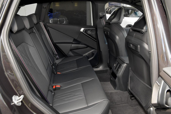 2026 BMW X3 G45 40d xDrive SUV image 5