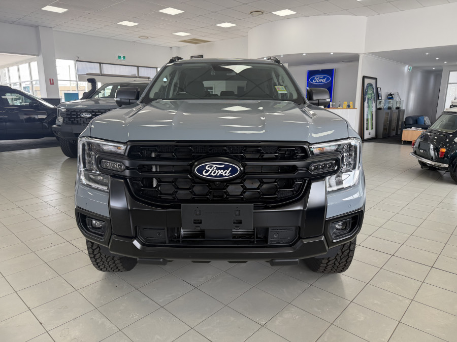 2026 MY26.5 Ford Everest UB Tremor SUV Image 2