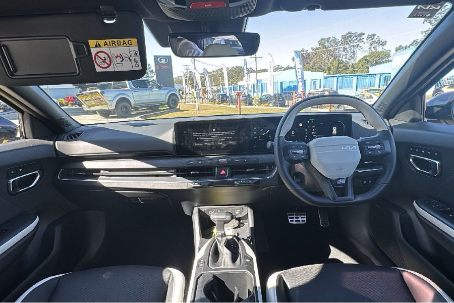 2026 Kia K4 CL4m GT-Line Hatch Image 12